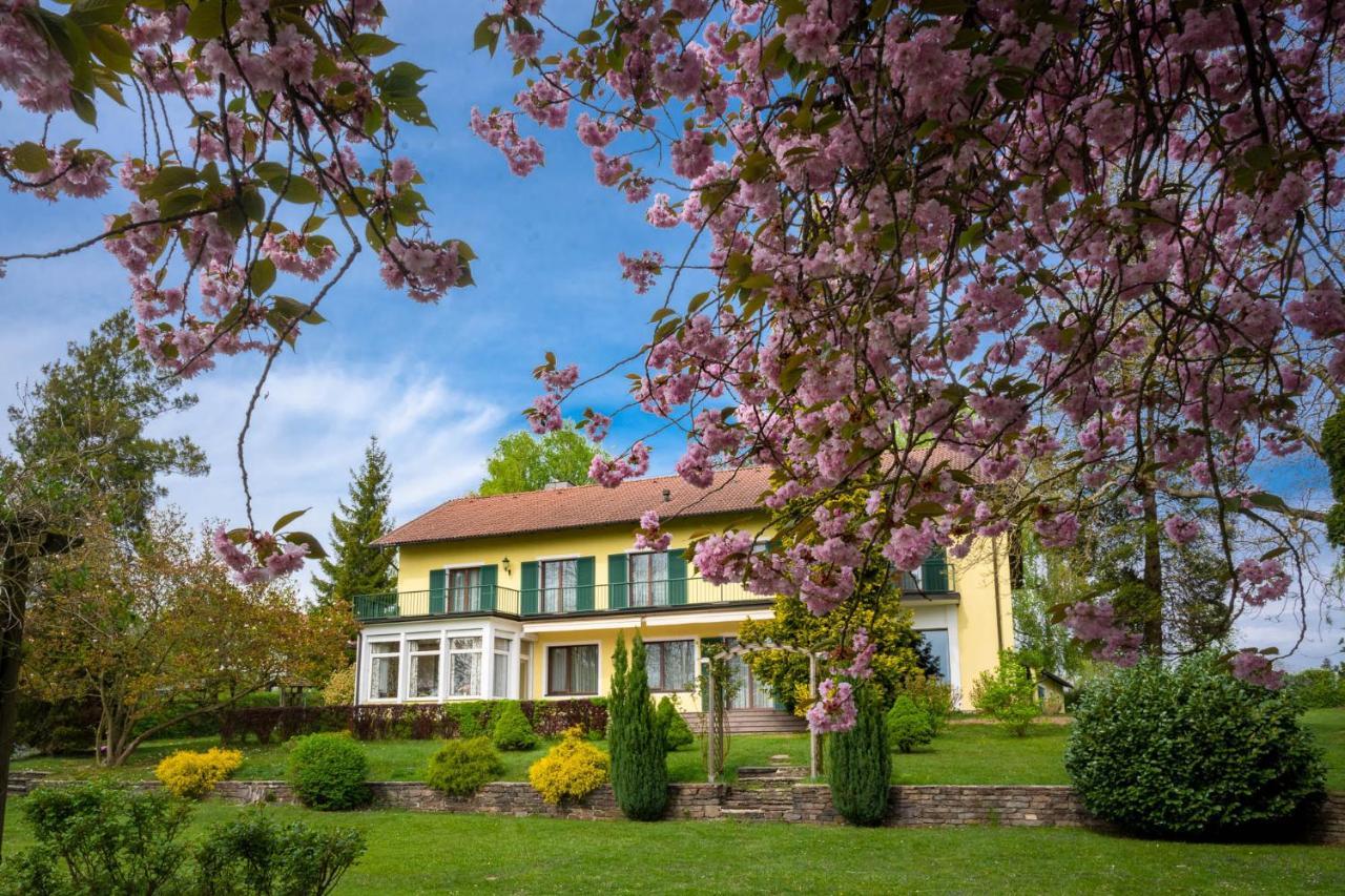Landhaus Zu Kuerenberg Bergham Εξωτερικό φωτογραφία